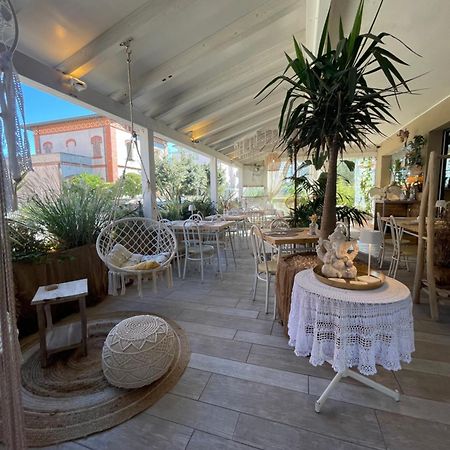 Americana Beach House Ріміні Екстер'єр фото