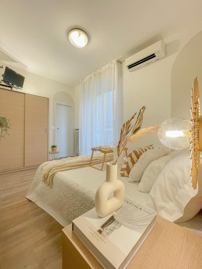 Americana Beach House Ріміні Екстер'єр фото